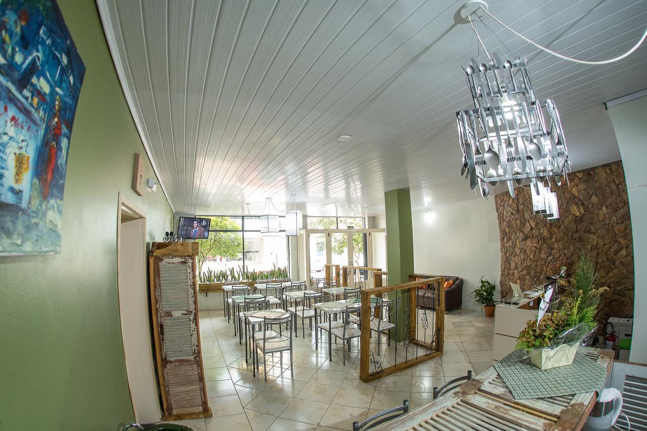Hotel Pedra Bonita *